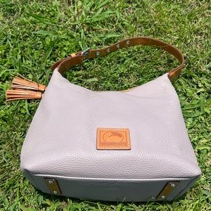 Dooney & Bourke Large Shoulder Bag | Grey | Like New